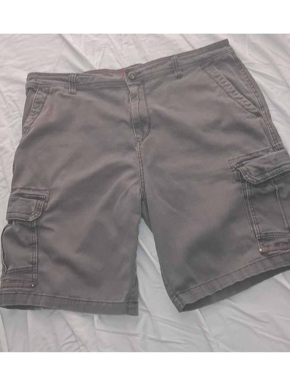 Men's Grey Unionbay Cargo Shorts Size 42